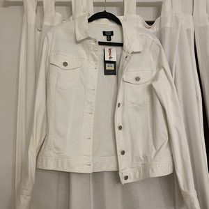 NEW with tags JONES NY Signature denim jacket